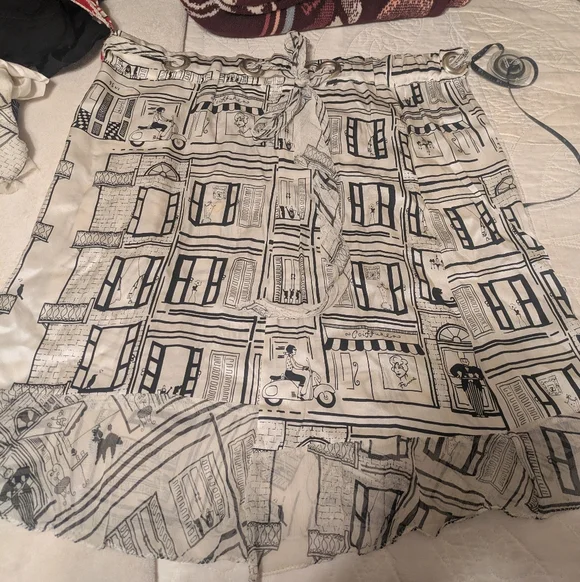 Chic Urban Print Skirt - Black and Cream - Picture 1 of 4